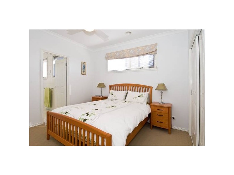 90 Hansen Street, Newport VIC 3015