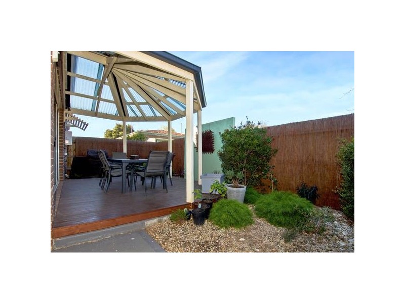 90 Hansen Street, Newport VIC 3015