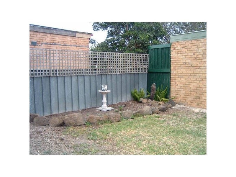 10 Gordon Steet, Newport VIC 3015