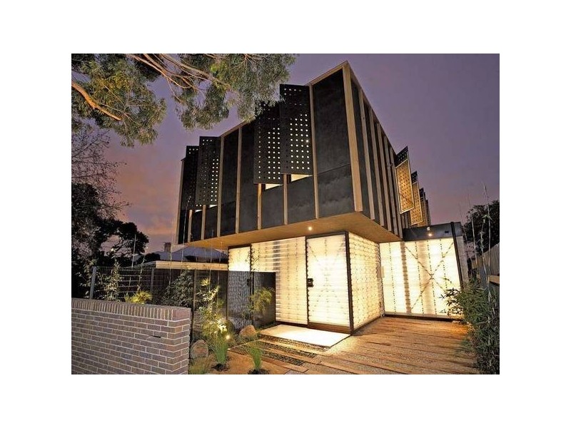 18 Steele Street, Newport VIC 3015