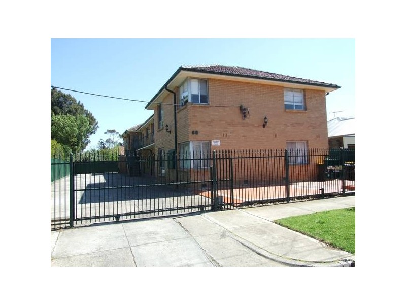 2/68 Kernot Street, South Kingsville VIC 3015