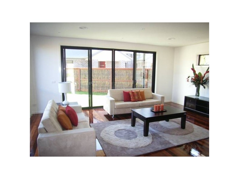 1/75 Elizabeth Street, Newport VIC 3015