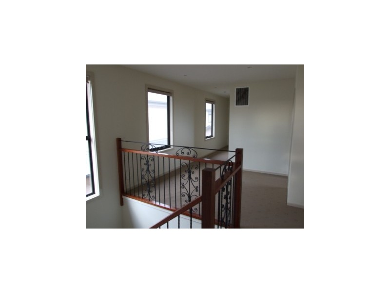 1/75 Elizabeth Street, Newport VIC 3015