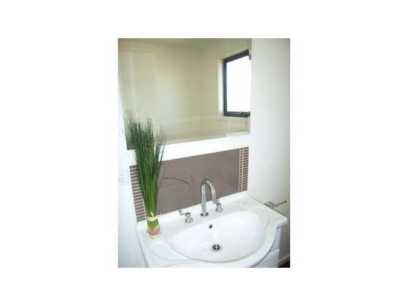 1/75 Elizabeth Street, Newport VIC 3015