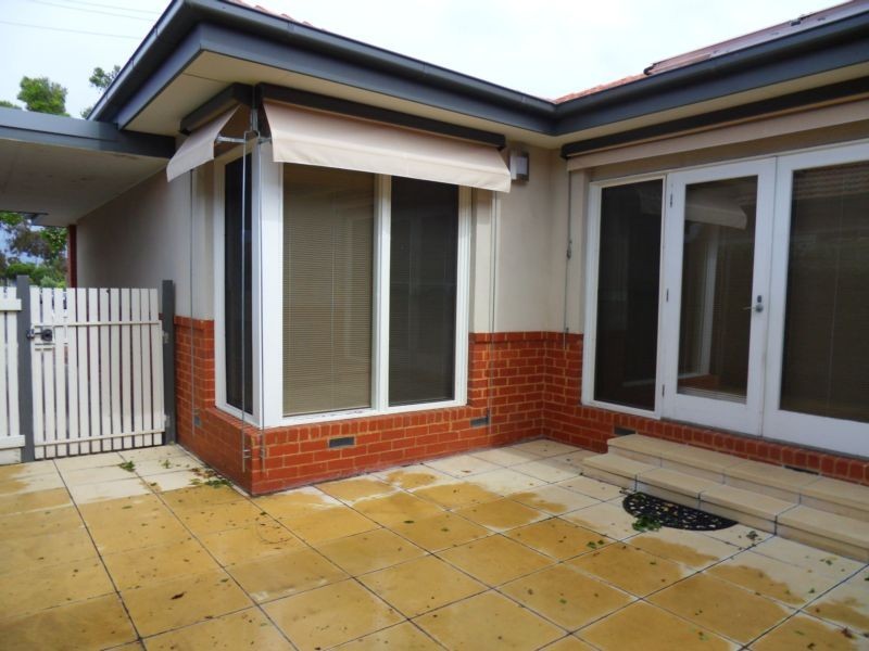 15 Home Road, Newport VIC 3015