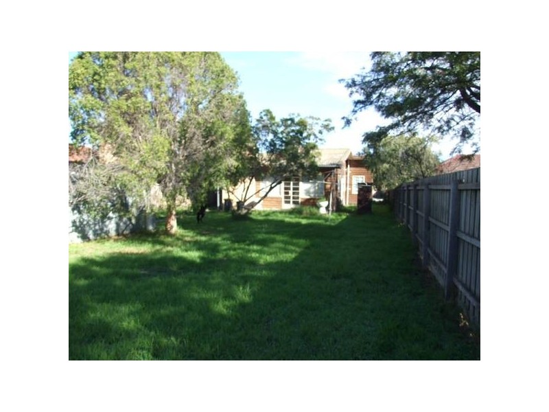 46 Conifer Avenue, Brooklyn VIC 3012