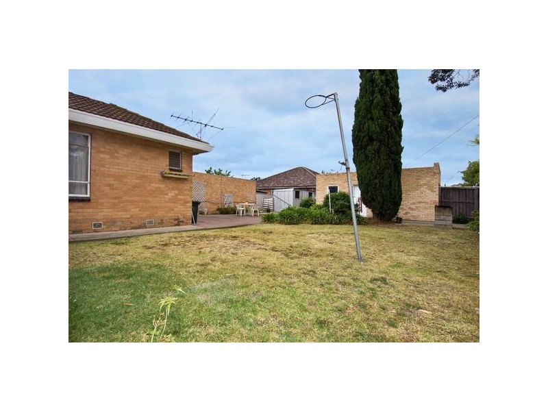 71 Blenheim Road, Newport VIC 3015