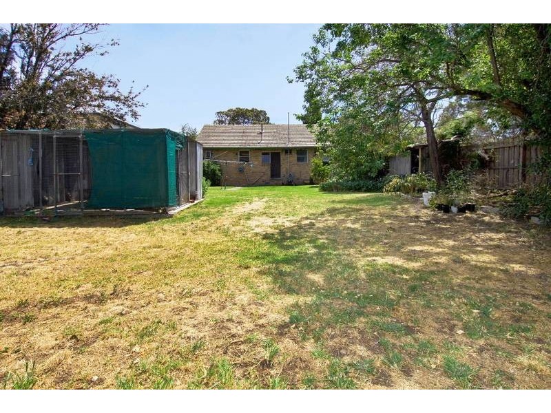 10 Laurie Street, Newport VIC 3015