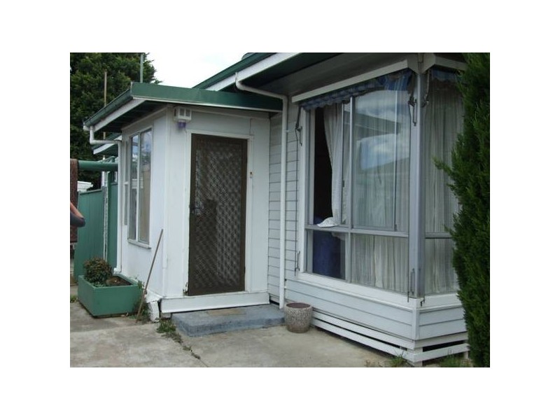 143 Blackshaws Road, Newport VIC 3015