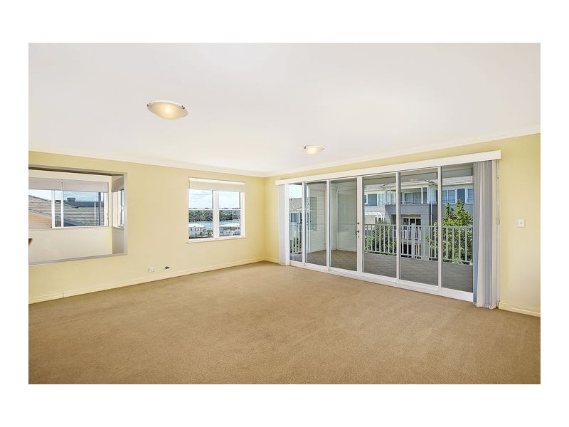 24/2-4 Woodlands Ave, Breakfast Point NSW 2137