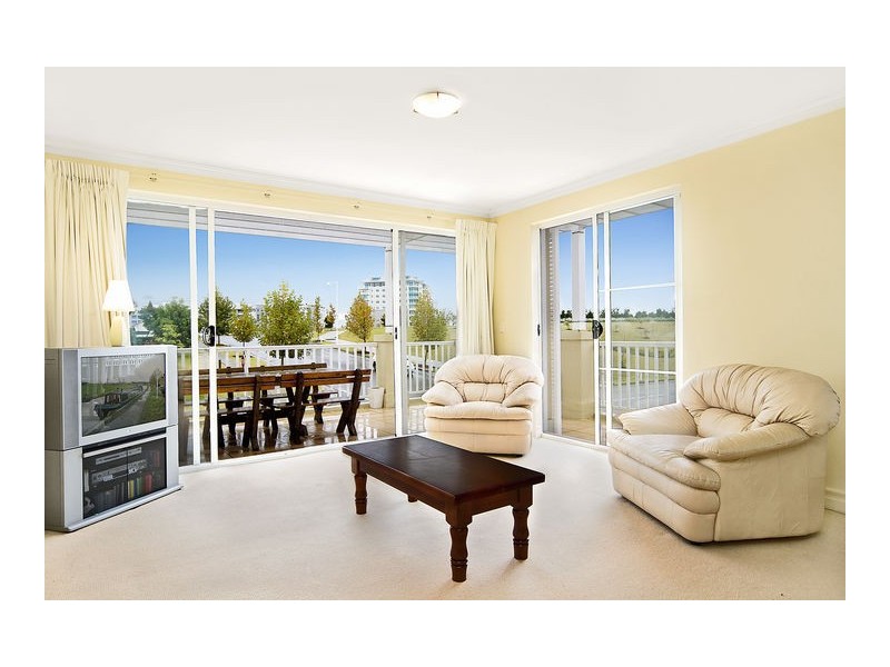 21/30 Admiralty Drive, Breakfast Point NSW 2137