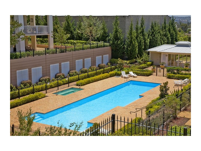 24/2-4 Woodlands Ave, Breakfast Point NSW 2137