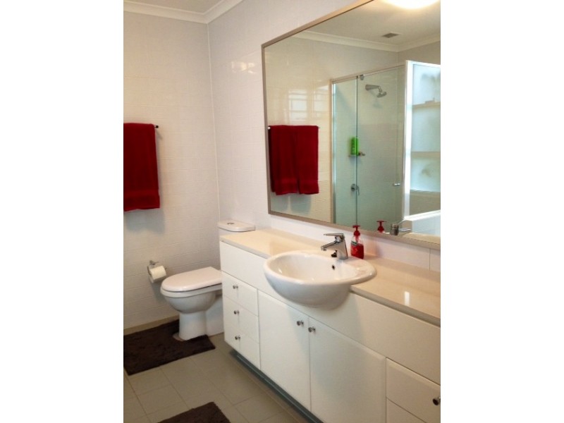 21/3 Magnolia Drive, Breakfast Point NSW 2137