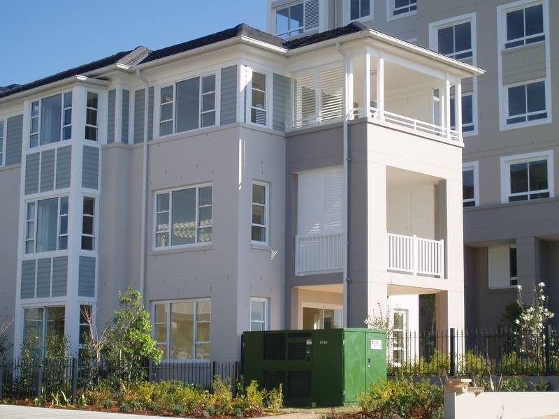 10/3 Magnolia Drive, Breakfast Point NSW 2137