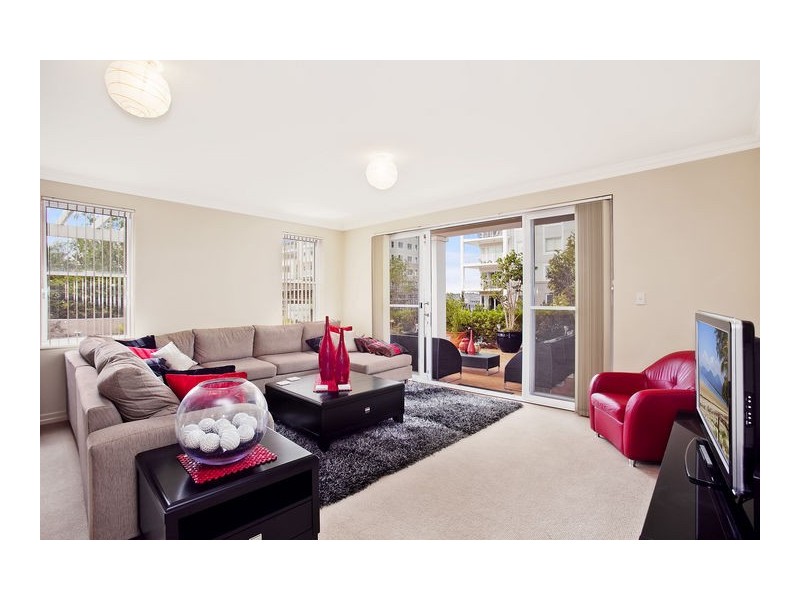 12/6 Juniper Drive, Breakfast Point NSW 2137