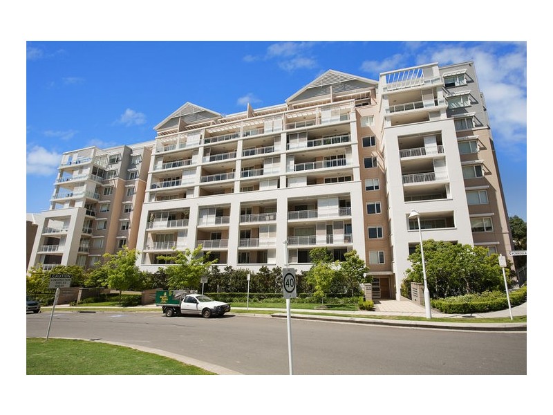 209/15-17 Peninsula Drive, Breakfast Point NSW 2137