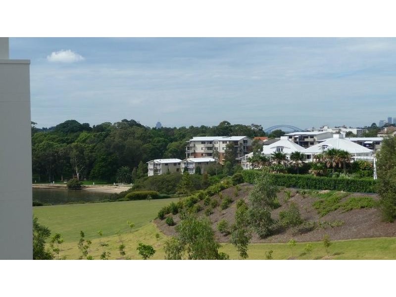 408/15-17 Peninsula Drive, Breakfast Point NSW 2137