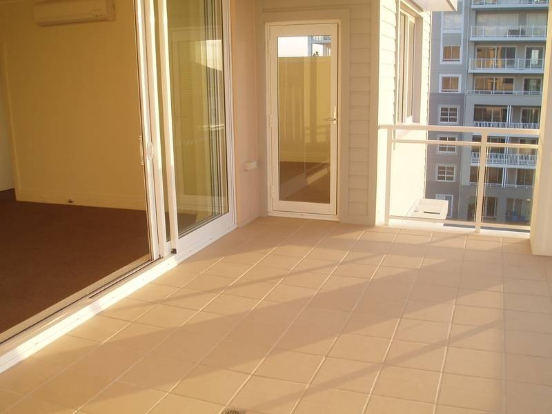 803/15-17 Peninsula Drive, Breakfast Point NSW 2137