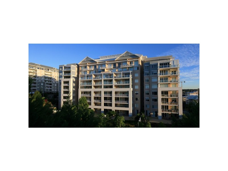 813/15-17 Peninsula Drive, Breakfast Point NSW 2137