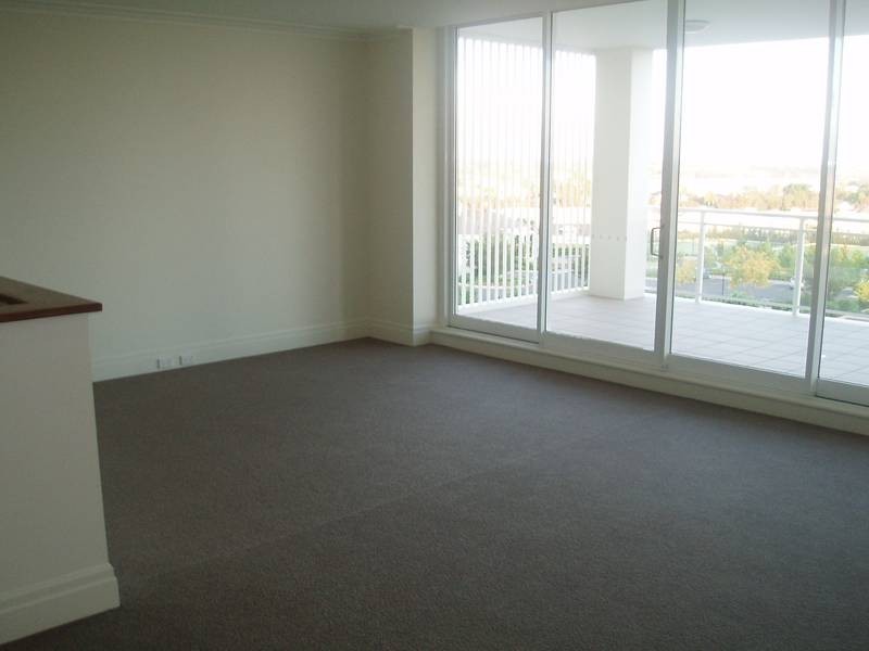 813/15-17 Peninsula Drive, Breakfast Point NSW 2137