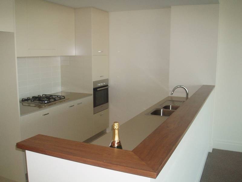 813/15-17 Peninsula Drive, Breakfast Point NSW 2137