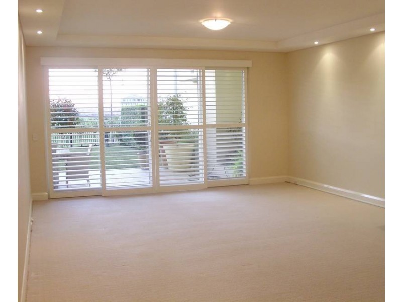 102/1 Admiralty Drive, Breakfast Point NSW 2137