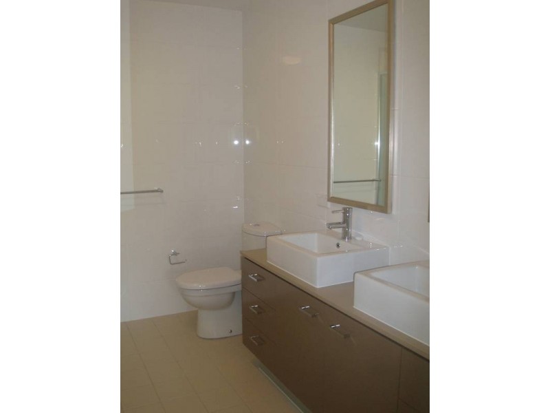 207/15-17 Peninsula Drive, Breakfast Point NSW 2137