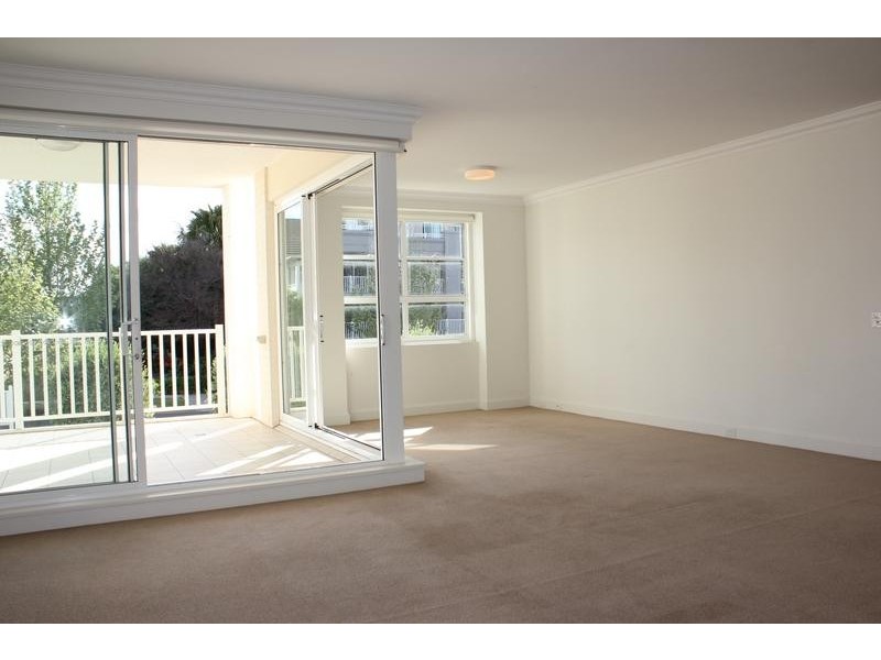 28/5 Juniper Drive, Breakfast Point NSW 2137