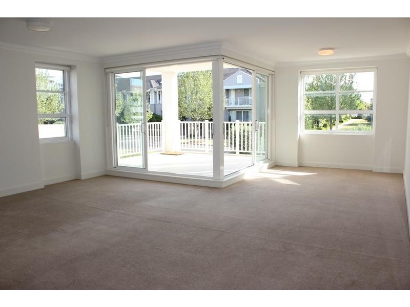 28/5 Juniper Drive, Breakfast Point NSW 2137