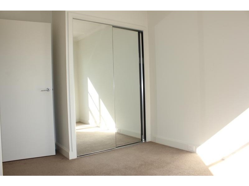 28/5 Juniper Drive, Breakfast Point NSW 2137