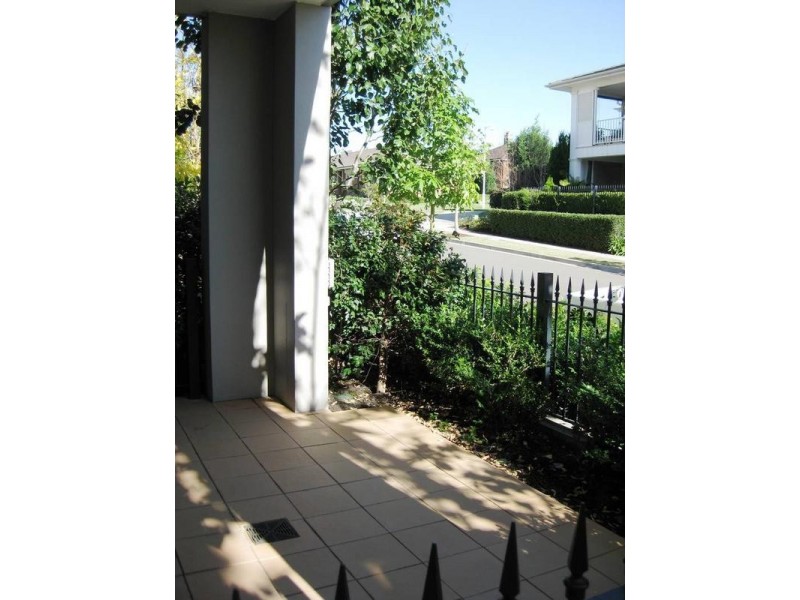 3 Woodlands Avenue, Breakfast Point NSW 2137
