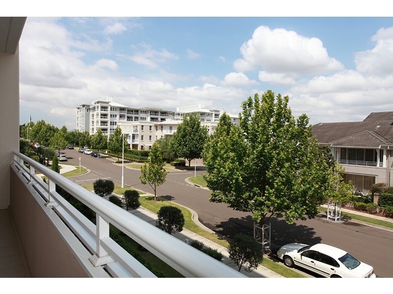 33/17 Orchards Avenue, Breakfast Point NSW 2137