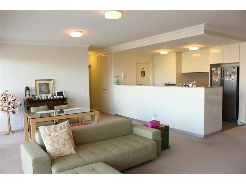 15/5 Juniper Drive, Breakfast Point NSW 2137