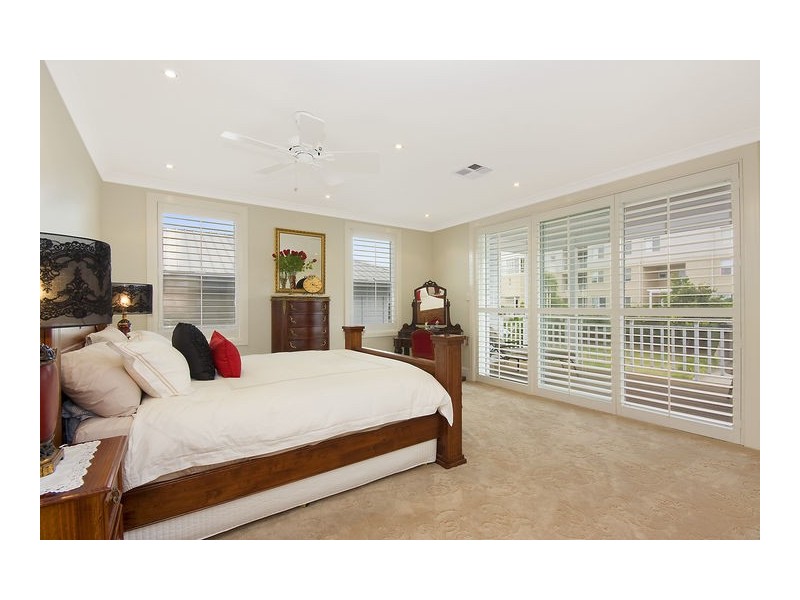 34 Admiralty Drive, Breakfast Point NSW 2137
