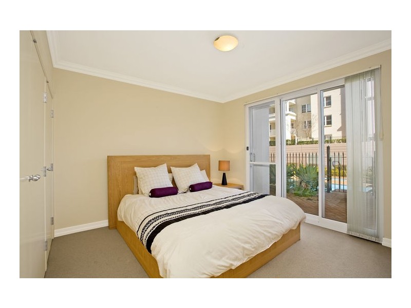 12/6-8 Woodlands Avenue, Breakfast Point NSW 2137