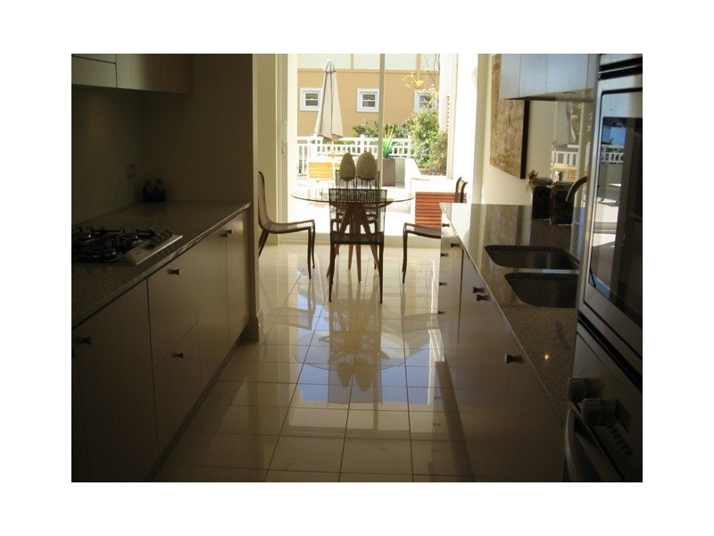 75 Peninsula Drive, Breakfast Point NSW 2137