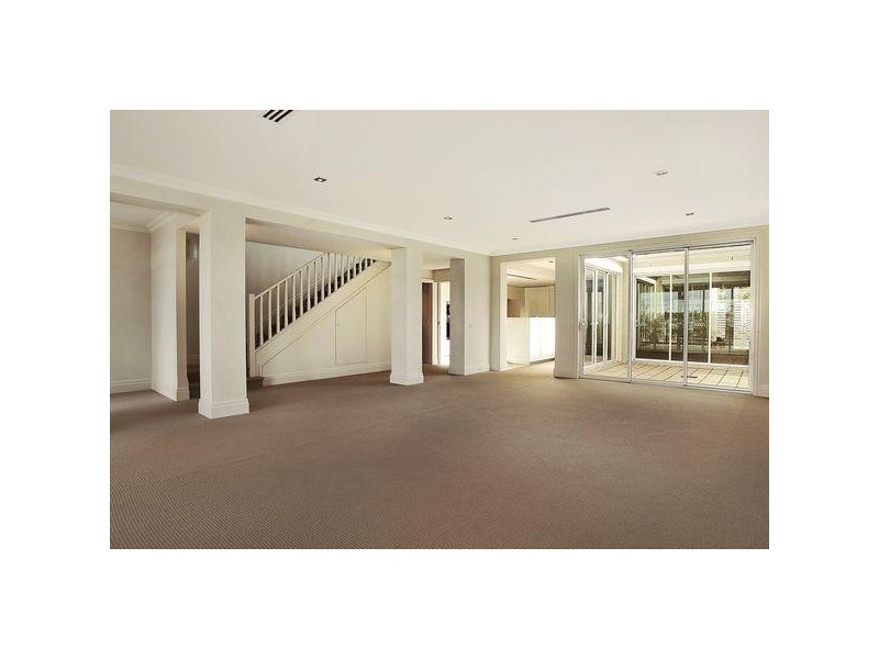 35 Vineyard Way, Breakfast Point NSW 2137