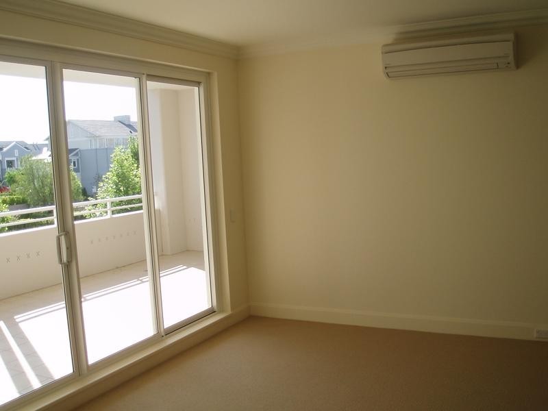 22/1 Juniper Drive, Breakfast Point NSW 2137