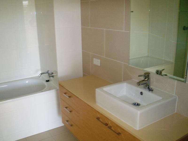 22/1 Juniper Drive, Breakfast Point NSW 2137