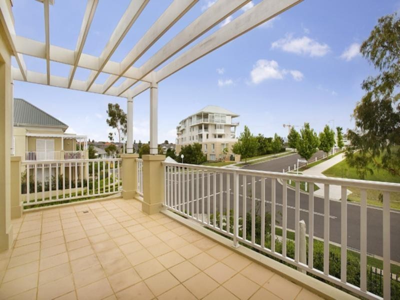 24/28 Admiralty Drive, Breakfast Point NSW 2137