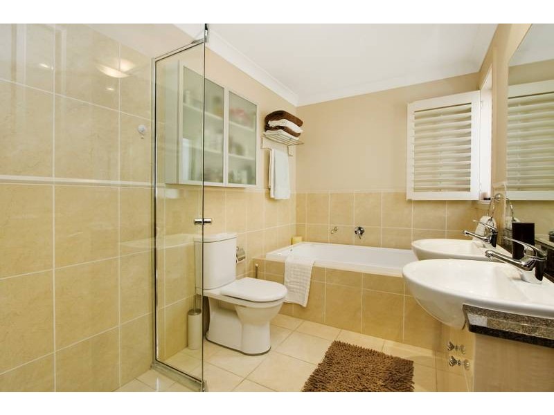 12 Medora Street, Breakfast Point NSW 2137