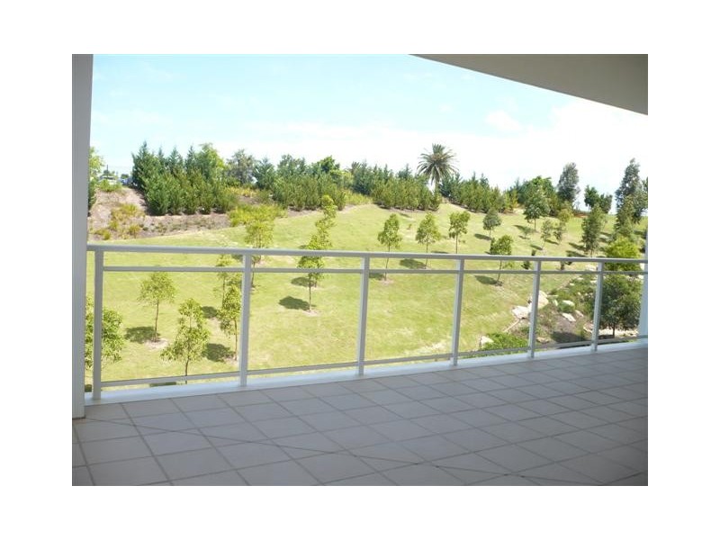 306/15-17 Peninsula Drive, Breakfast Point NSW 2137