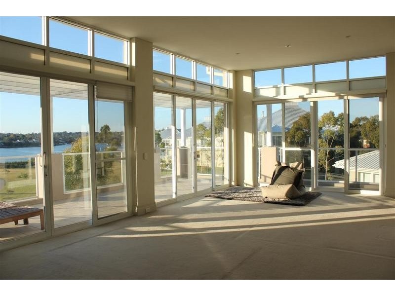31/4 Admiralty Drive, Breakfast Point NSW 2137