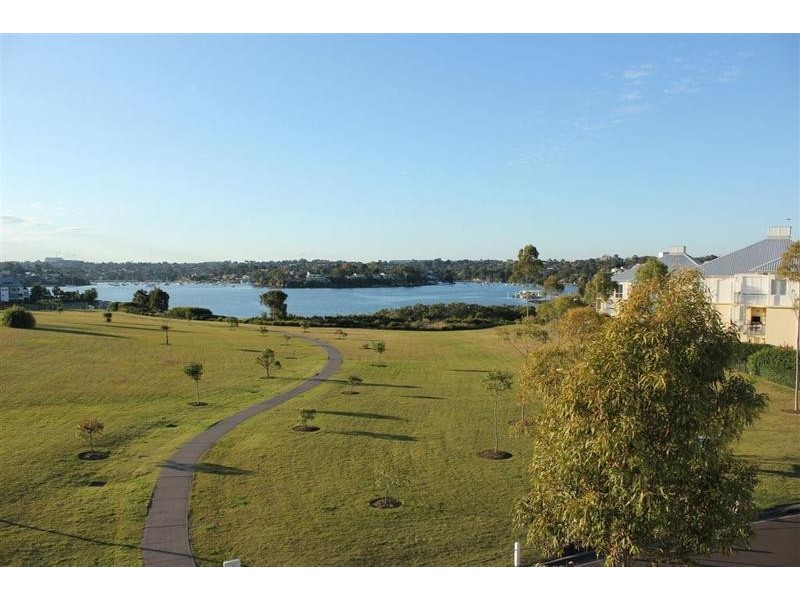 31/4 Admiralty Drive, Breakfast Point NSW 2137
