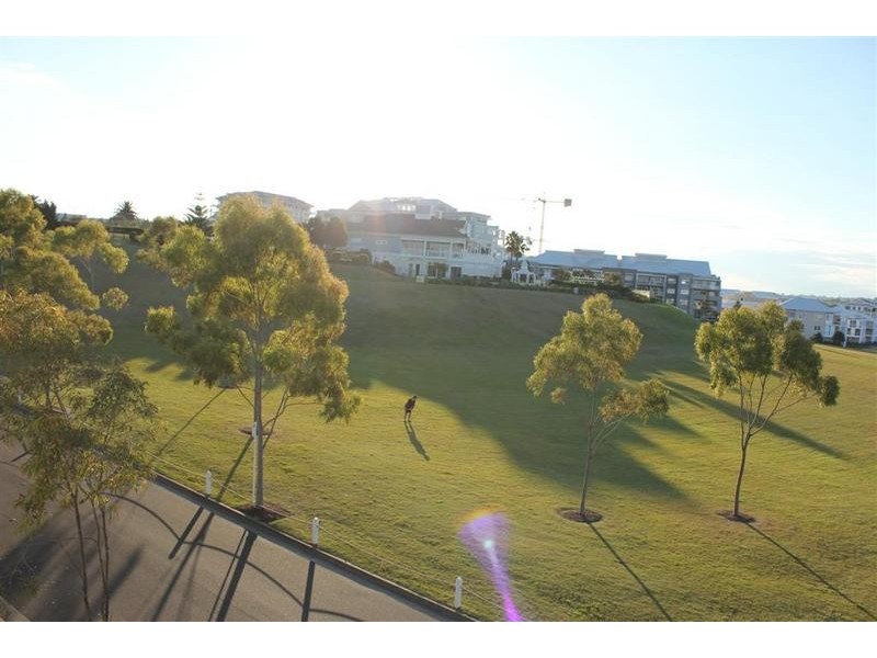 31/4 Admiralty Drive, Breakfast Point NSW 2137