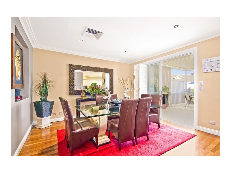 18 Breakfast Point Boulevard, Breakfast Point NSW 2137