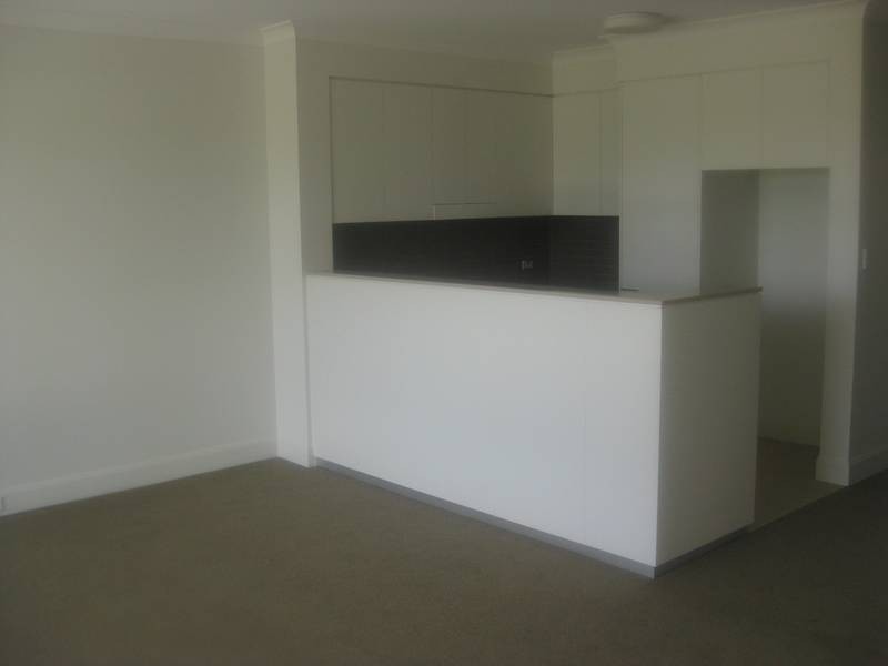 33/20-26 Village Drive, Breakfast Point NSW 2137