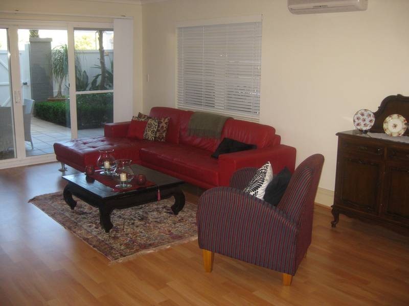 18/25 MARKET STREET, Breakfast Point NSW 2137