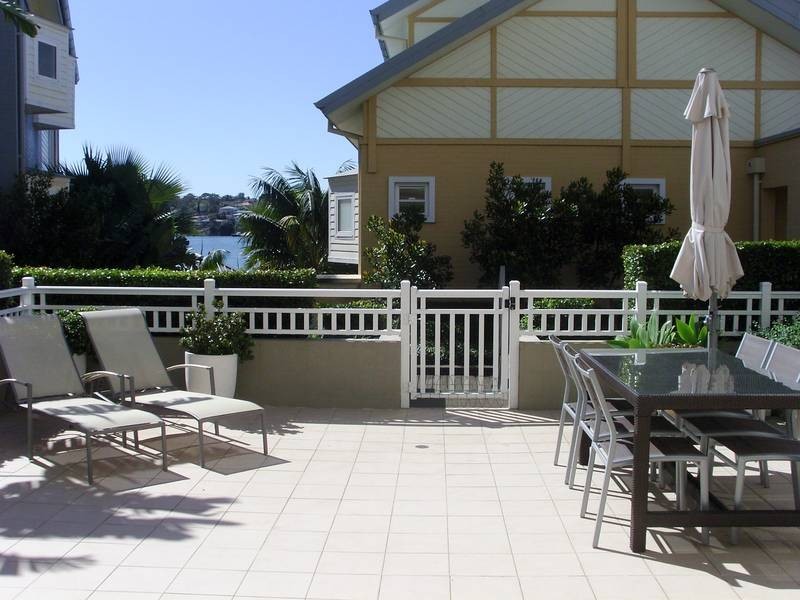 69 Peninsula Dr, Breakfast Point NSW 2137