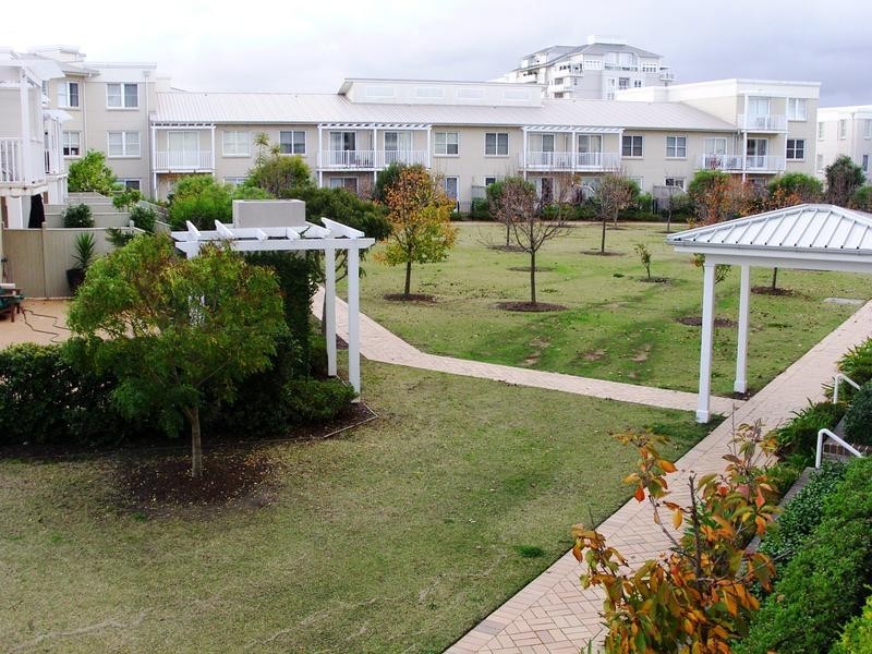 12/50-58 Village Drive, Breakfast Point NSW 2137